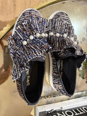 Chinese laundry tweed slip on sneakers